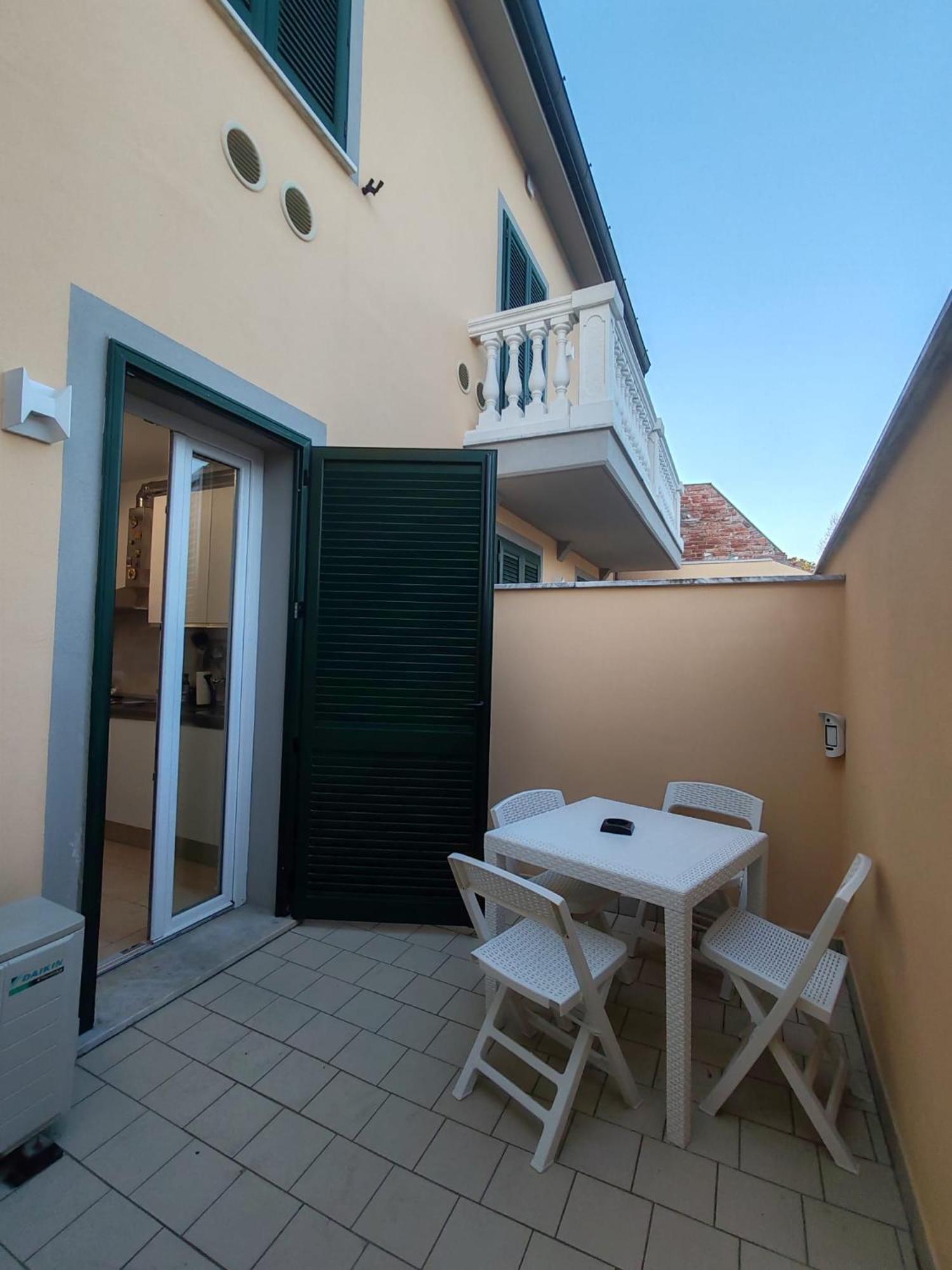 Ondina Apartment In Versilia Viareggio Exterior foto